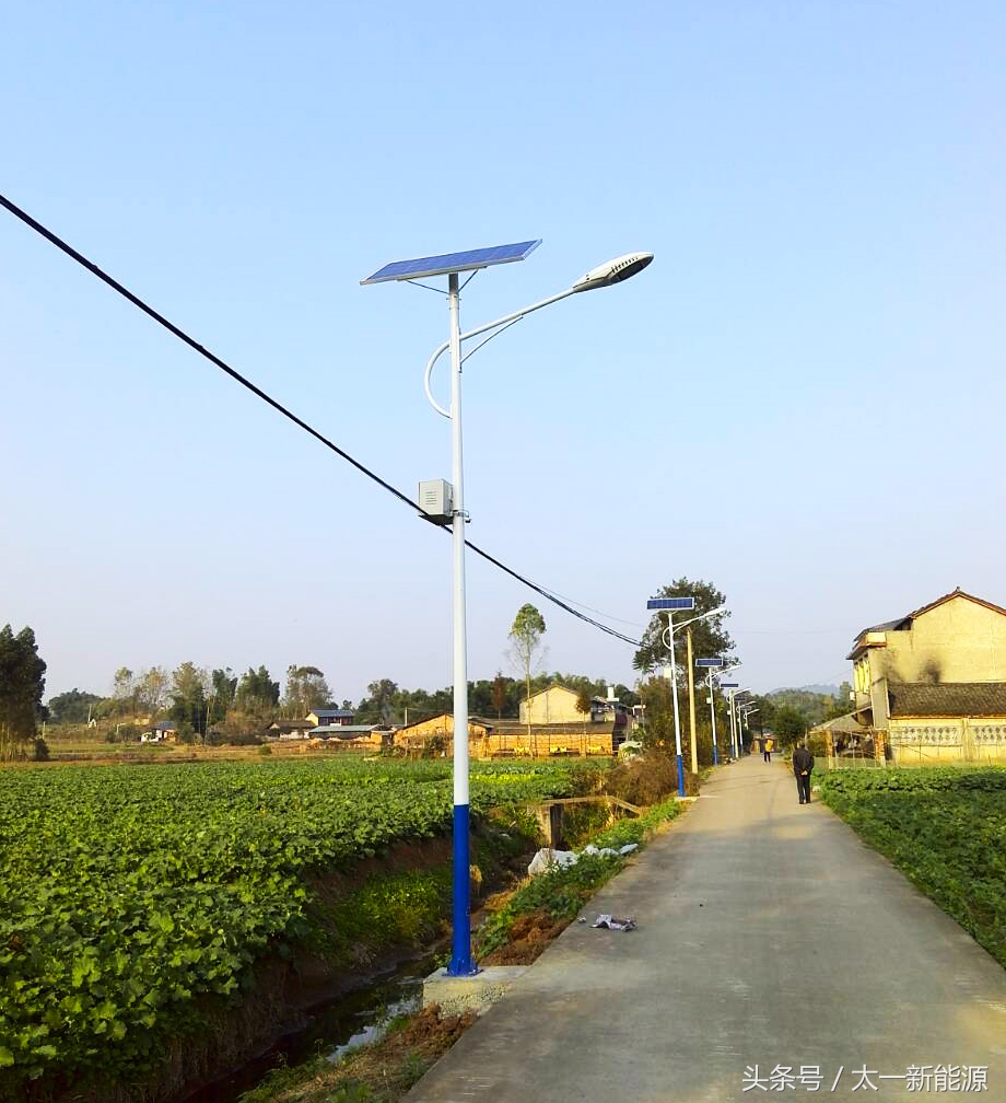 太阳能路灯 · 05